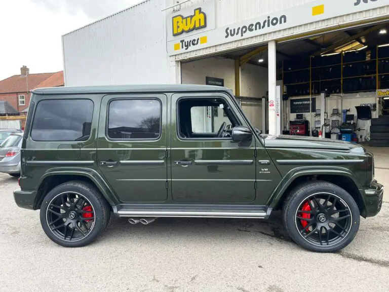 Pirelli Scorpion ZERO Asimmetrico Tyres for Olive Green Mercedes G- Class AMG G63