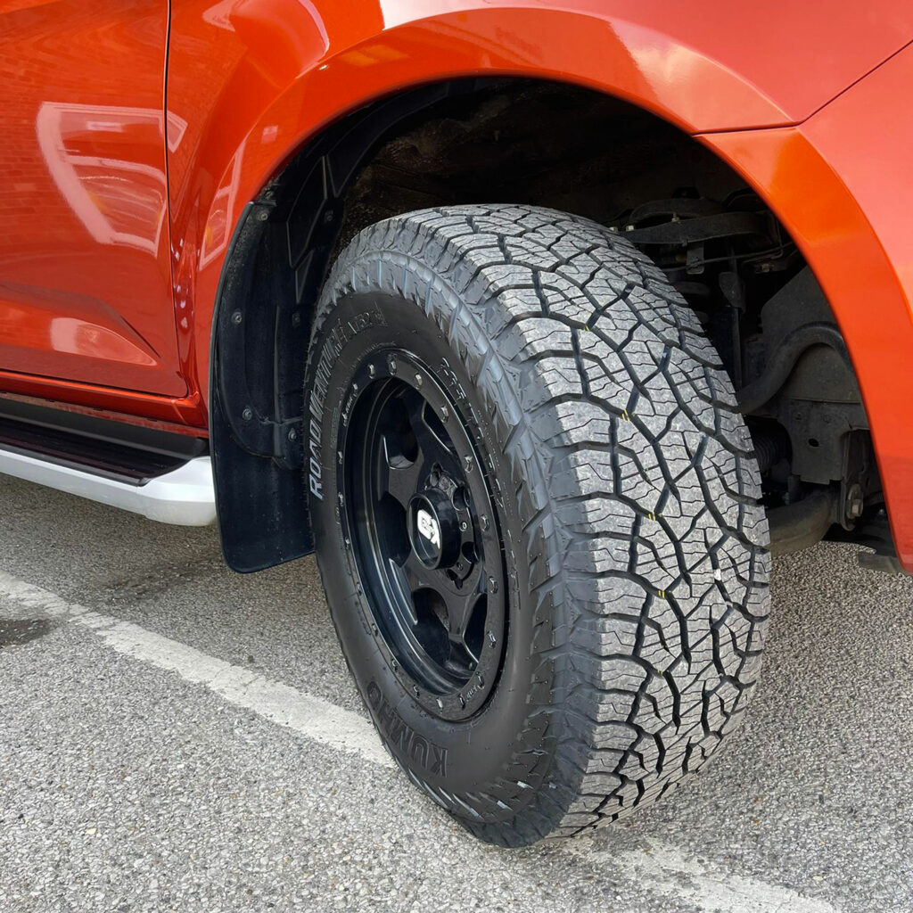 New Generation Isuzu D-Max was fitted with a with a set of Kumho AT52 All Terrain tyres