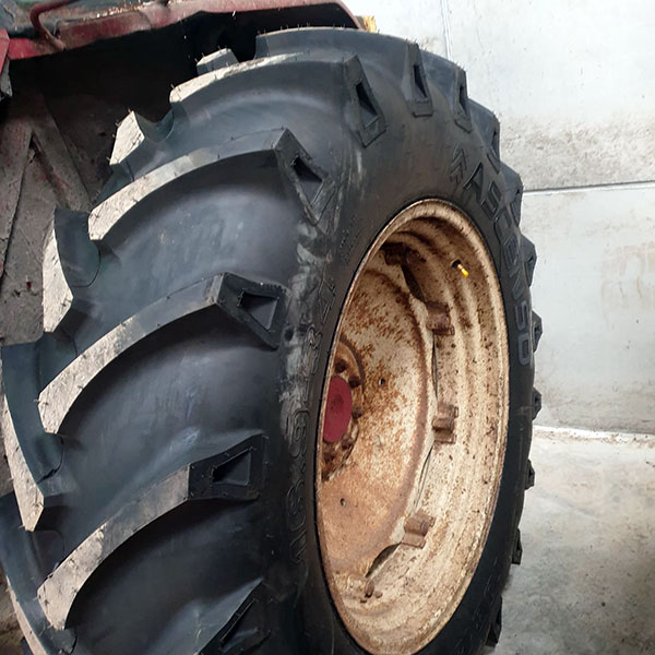 Ascenso Tyres for Case International Harvester 784 Tractor