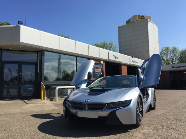 BMW I8 fitted with Bridgestone S001 original fitment tyres | Bush Tyres - Grimsby