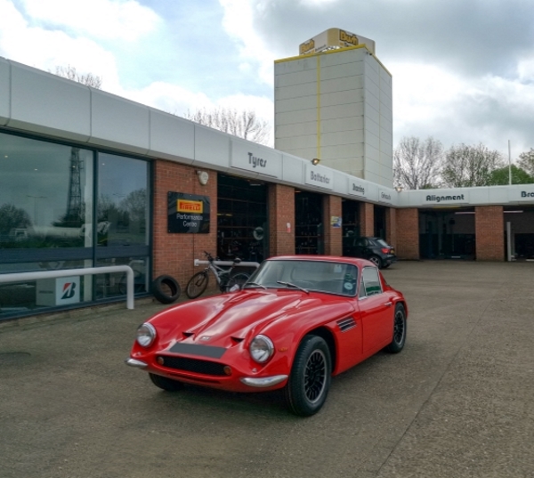 TVR Tasmin | Bush Tyres