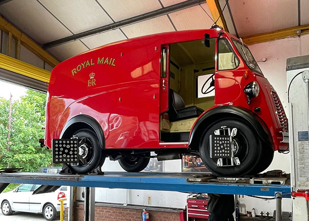 Alignment Check and Adjustment for Vintage Royal Mail Post Van