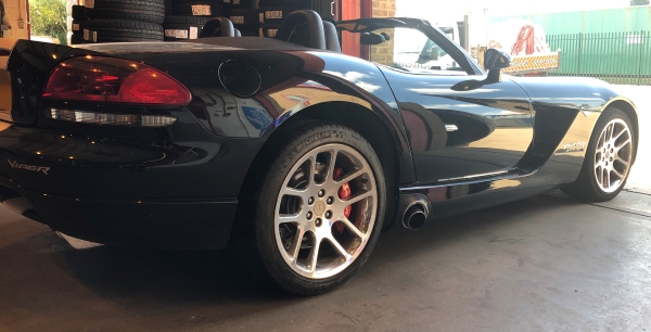 Dodge Viper SRT10 on Michelin Super Sport tyres - Abbey Tyre Co | Bush Tyres