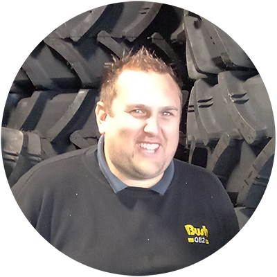 Chris Bogg - Oe2 Team Agri Tyre Technician - BA Bush