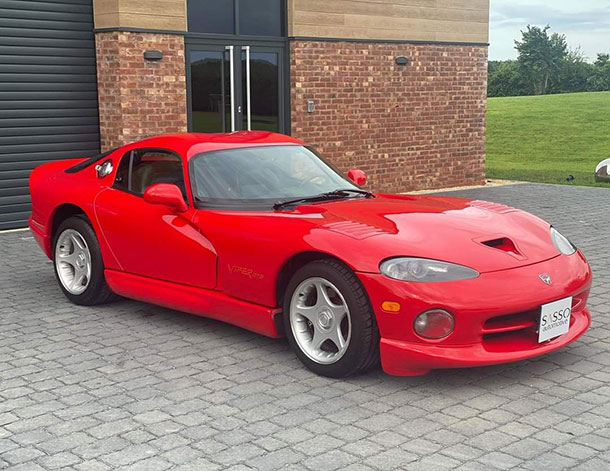 Michelin Pilot Sport 2 Tyres for Red 1997 Dodge Viper GTS