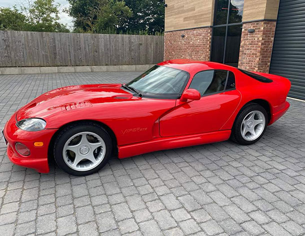 Michelin Pilot Sport 2 Tyres for Red 1997 Dodge Viper GTS